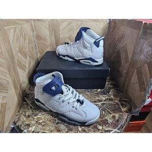 Air jordan 6 retro Midnight Navy Women's Hi-top White Shoes Size 8.5.  002